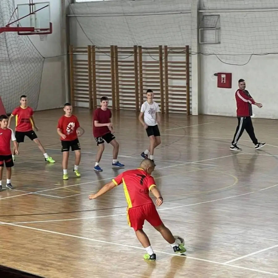 Uchilishen natprevar futsal 1