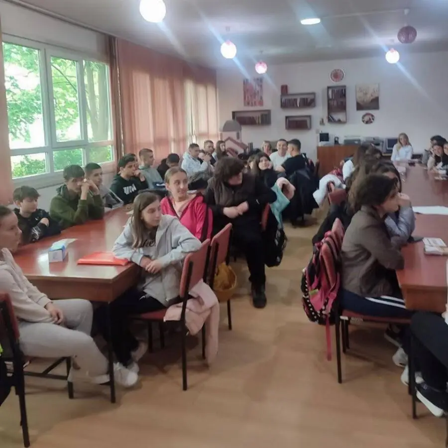 Состанок на ученичка заедница