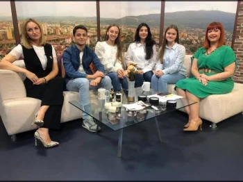 Uchenici od hemiskata sekcija - gosti na Utrinska emisija 1