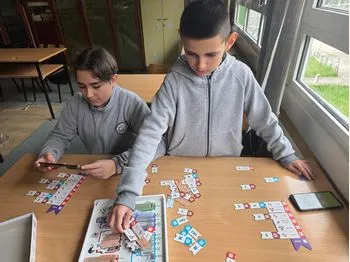 Развивање алгоритамско размислување и основни вештини за кодирање преку игра 29-04-2026